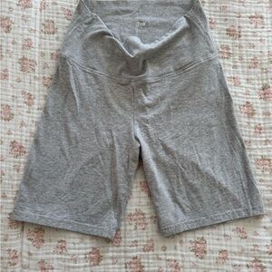 TNA Chill Atmosphere Hi-Rise Biker Shorts